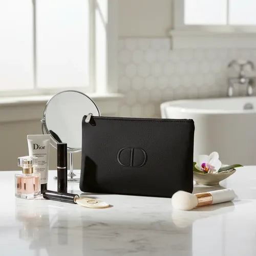 Cosmetiquera Dior negra